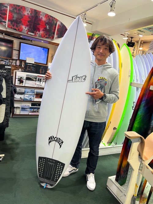 皆様！ご来店にて！沢山の！ 新品『LOSTサーフボード』Polyester